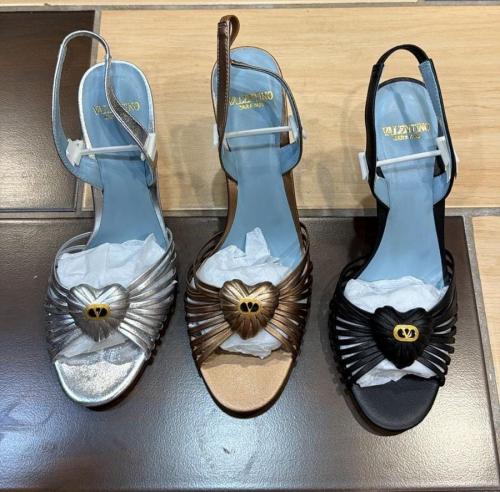 كعب فلانتينو ماستر