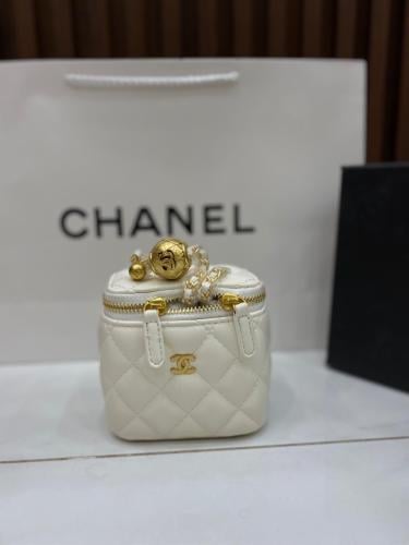 شنطه شانيل ميني ابيض هاي كواليتي