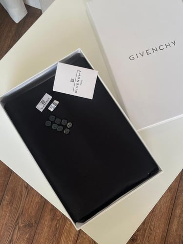 قماش جيفنشي اسود خليه النحل مع الملحقات