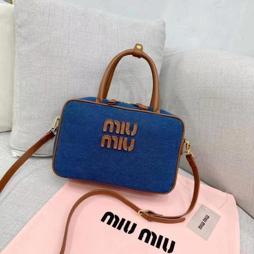 شنطه ميوميو