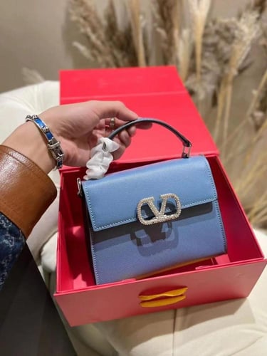 شنطه فالنتينو