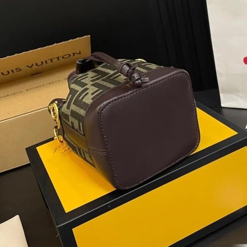 شنطه فندي ماستر