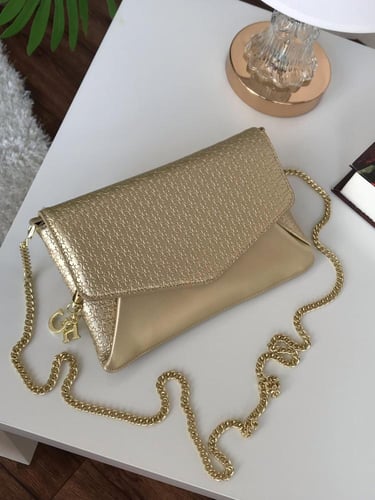 شنطه سي اتش