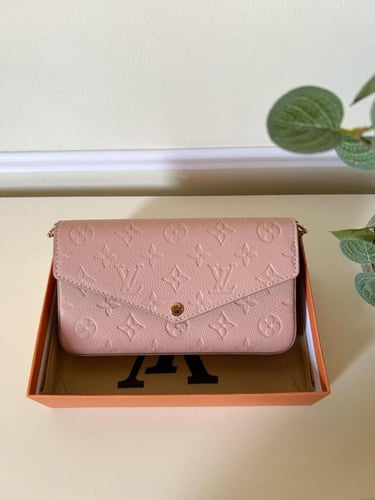 شنطه لويس فيتون جلد طبيعي