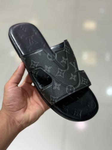 سليبرات لويس فيتون رجالي