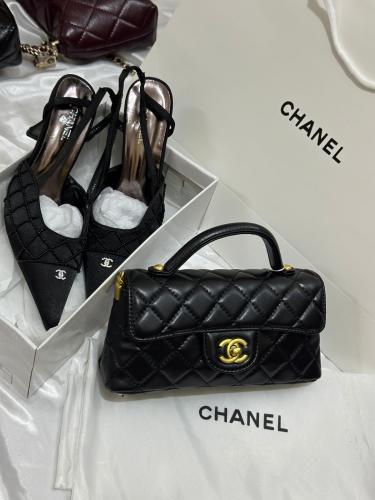 طقم شانيل اسود