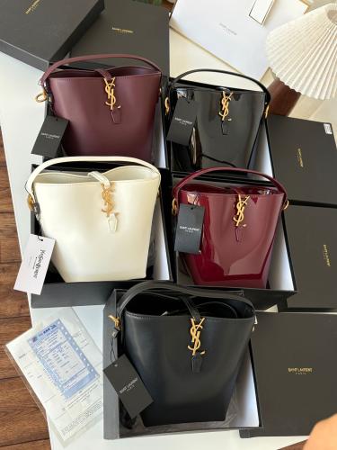 شنطه سان لوران