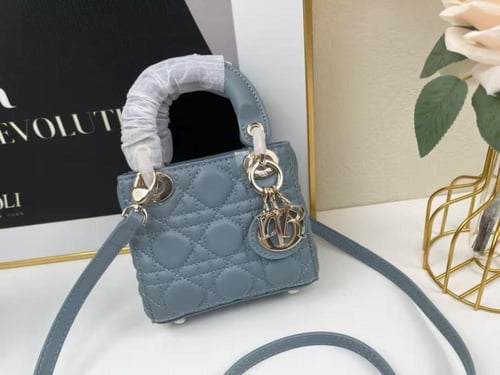 شنطه ليدي ديوراسود لوقو فضي ماستر