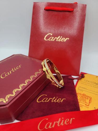 اسوارة كارتير مع ملحقاتها