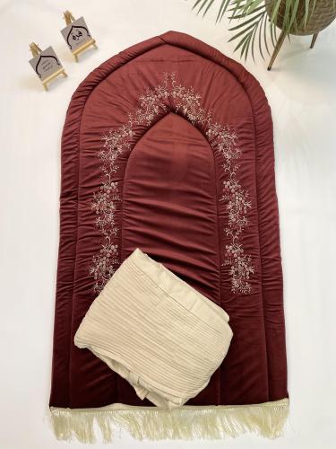 Carpet and Jallab set - Maroon embroidered