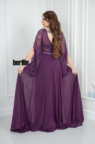 فستان سهرة طويل بليسية اوف شولدر مطرز لون ليلكي