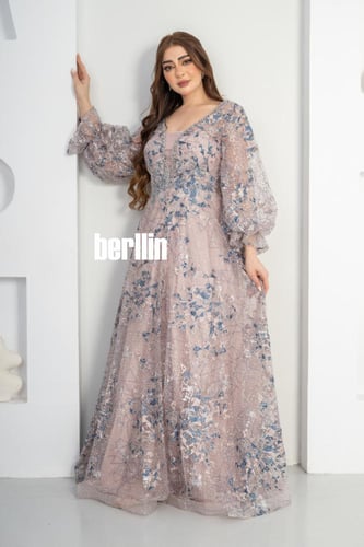 فستان سهرة نمط مرميد مميز بكم بف وبقصة واسعة