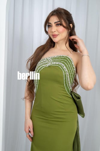 فستان سهرة رويال بوردو قصة حورية بذيل شيفون مطرز ب...