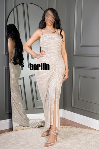 فستان سهرة بقصة من الخصر مميز بالترتر لون بيج