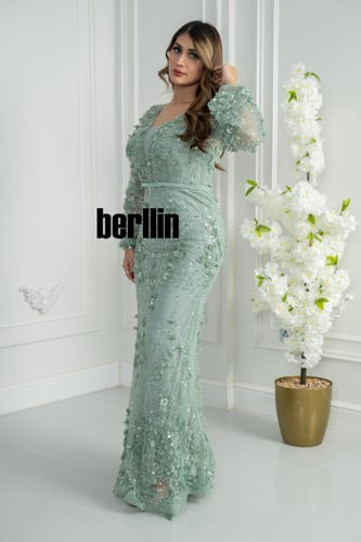 فستان سهرة تيفاني فاخر مطرّز ثلاثي الأبعاد بتصميم...