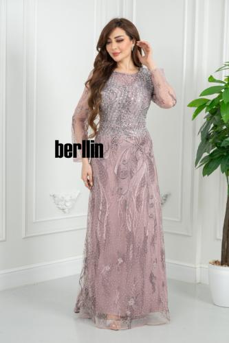 فستان موف محتشم بأكمام شفافة مطرز بشبكة كريستالات...