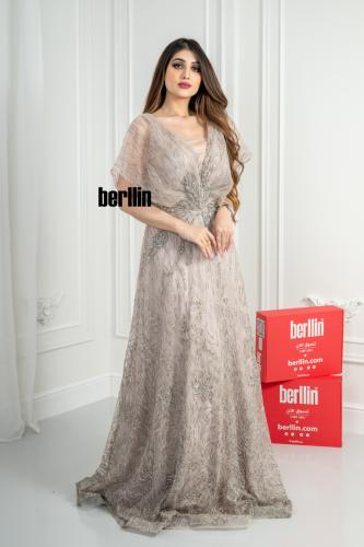 فستان سهرة درابية مزين بالفصوص والخرز لون بيج