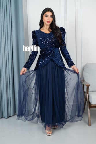 فستان سهرة طويل ترتر مميز بقصة كلوش تل لون كحلي