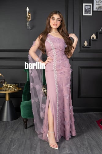 فستان سهرة زهري بكم واحد كيب شفاف مطرز بزهور