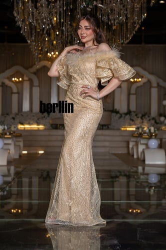 فستان سهرة شامبانيا رفرفة الذهب بريش فاخر وتطريز ك...