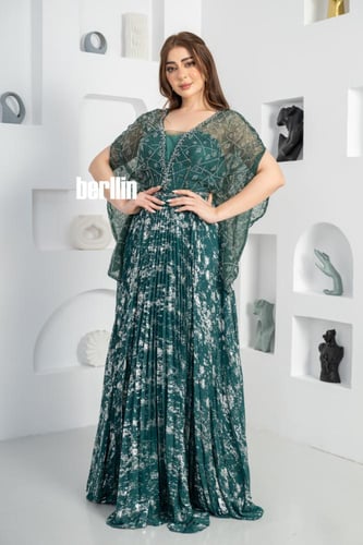 فستان سهرة طويل بليسية اوف شولدر مطرز لون اخضر