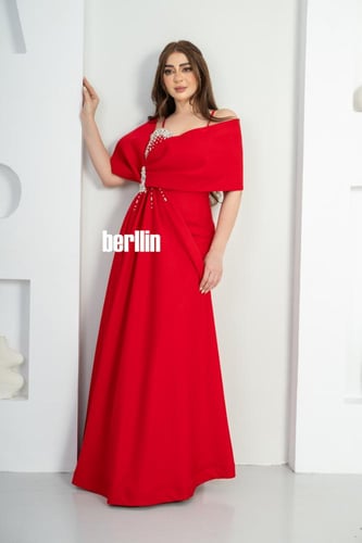 فستان سهرة طويل اوف شولدر بلمعة الكريستال لون احمر