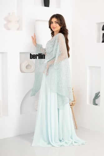 فستان سهرة طويل بليسية اوف شولدر مطرز لون تيفاني