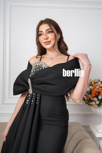 فستان سهرة طويل اوف شولدر بلمعة الكريستال لون اسود