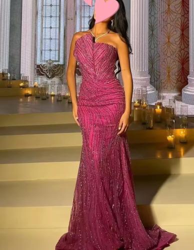 فستان سهرة ناعم