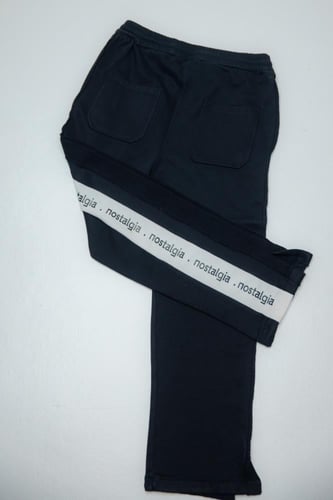 بنطالون نوستا الاسود