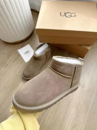 UGG