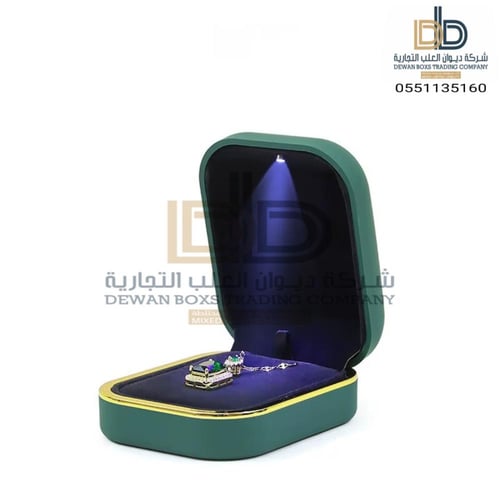 علب خواتم مضيئة