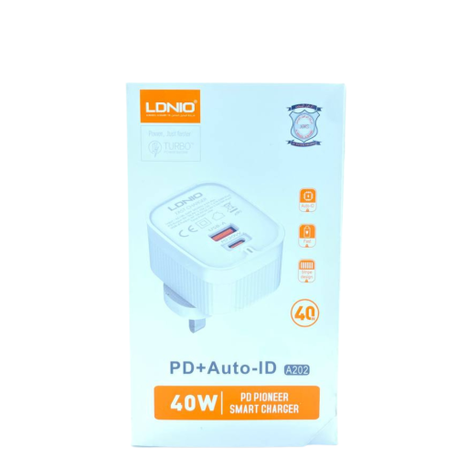 شاحن جداري منفذ USB منفذ PD يدعم الشحن السريع LDNI...