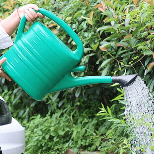 دورق ري بلاستيكي سعة 5 لتر