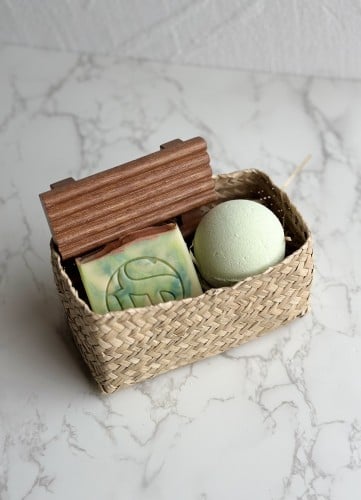 هدية سلة صابون وباث بومب ٢