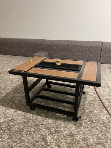 منقل غاز وطاولة 2 في 1