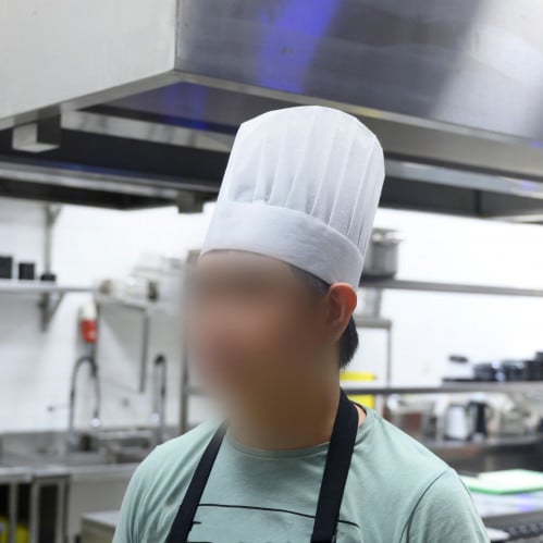 طاقية شيف ورق ابيض 22*29 سم