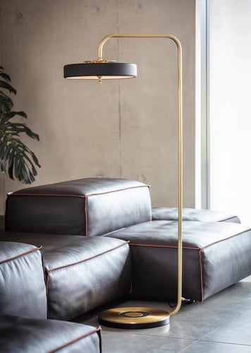 استاند مودرن مع اضاءة -الاسود