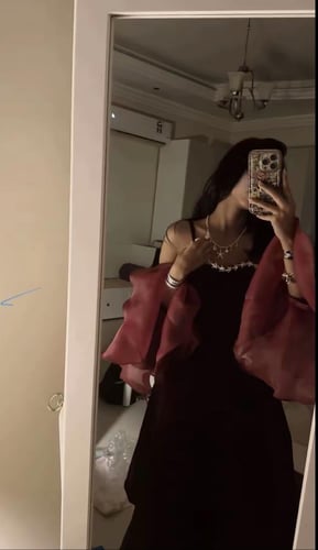 همس للعمر المحير