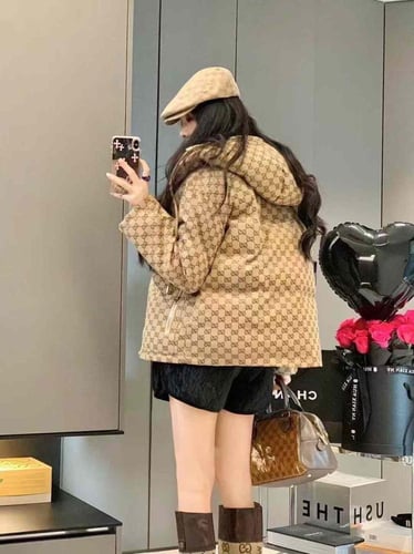 جاكيت قوتشي فوري