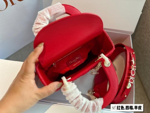 شنطه ديور ماستر حجم 22