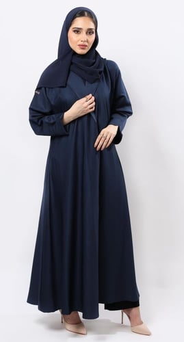 عباية كحلية كلوش ياقة وأكمام مثنية