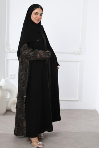 عباية سوداء جاكار ورد بني من الخلف