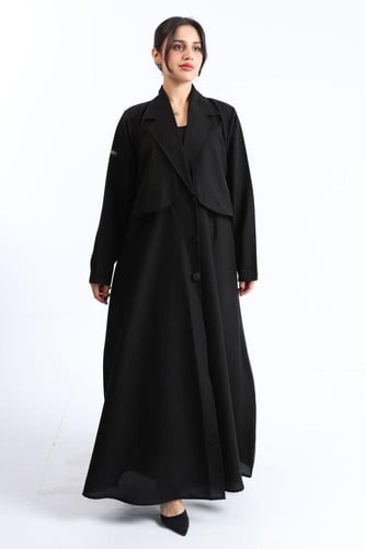 عباية ياقة مع جاكيت وأزرار سوداء بالكامل