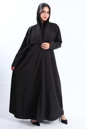 عباية ياقة وجاكيت قصير أسود كريب