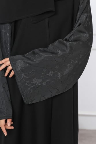 عباية سوداء أكمام جاكار أغصان