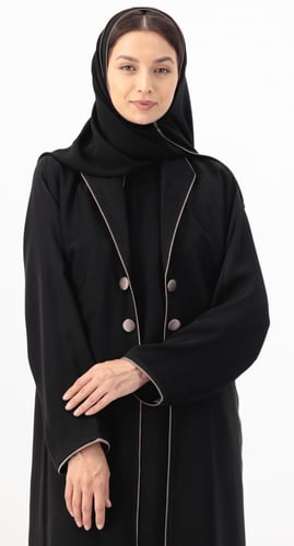 عباية بـ ياقة وفستان متصل - تفاصيل لحمي