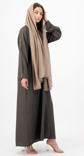 عباية رمادي ورملي حرير بارد