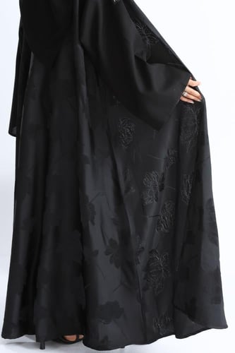 عباية نصف كلوش جاكار ورد أكمام سادة