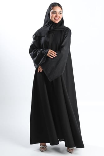 عباية سوداء أكمام جاكار أقواس لامعة